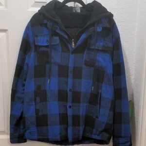 Mens Warm Hooded Blue Black Plaid Flannel With Attached Sweatshirt. Size L NWT